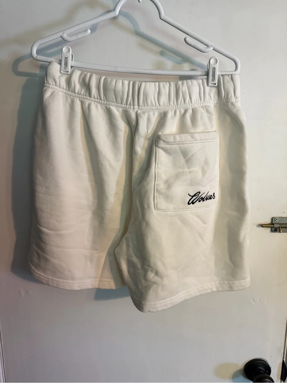 DARC SPORT Wolves “Roadster” White Sweat Shorts, NWT, Sz M, Streetwear